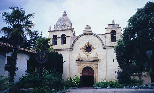 San Carlos Borromeo de Carmelo Mission